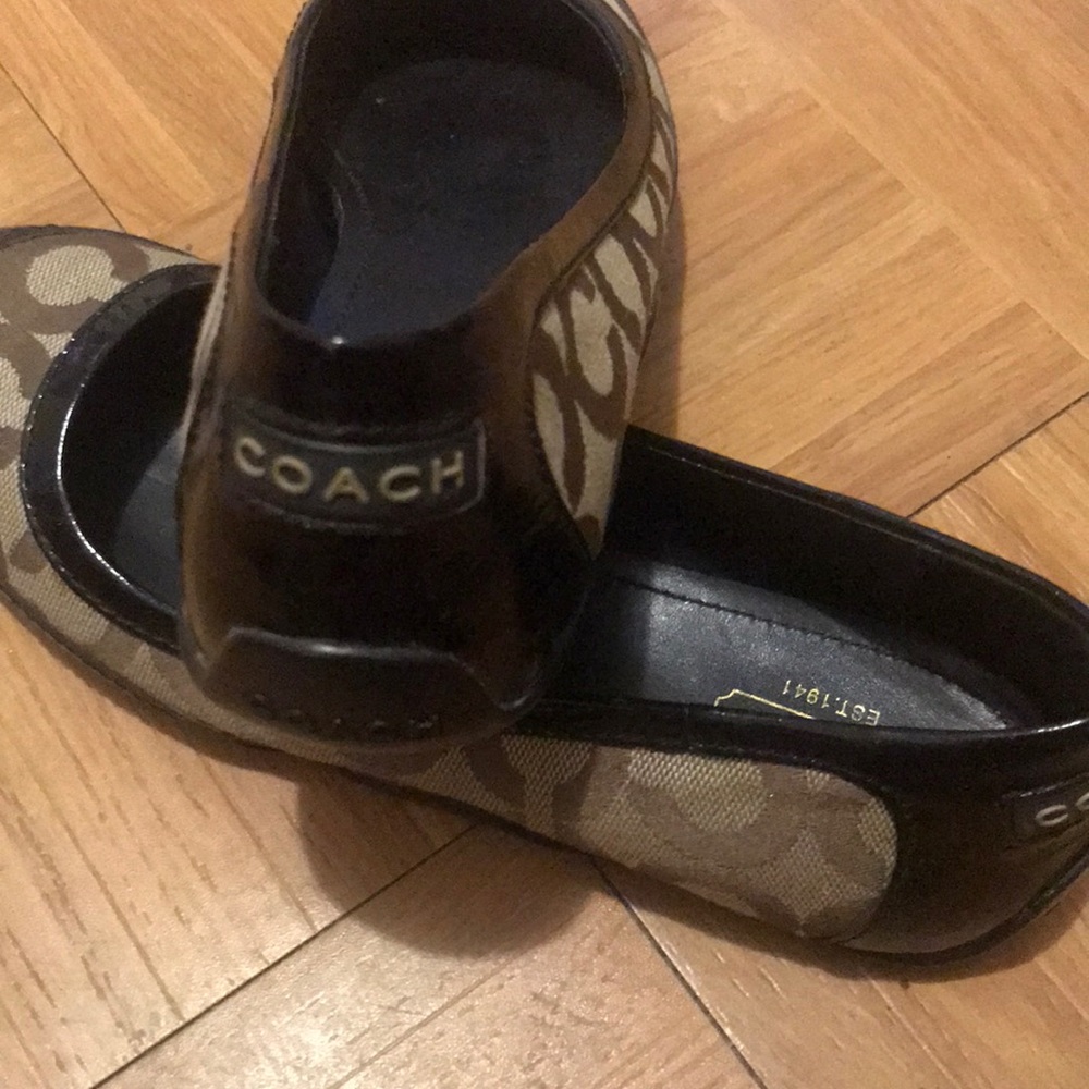 Coach shoes - Picture 2 of 3